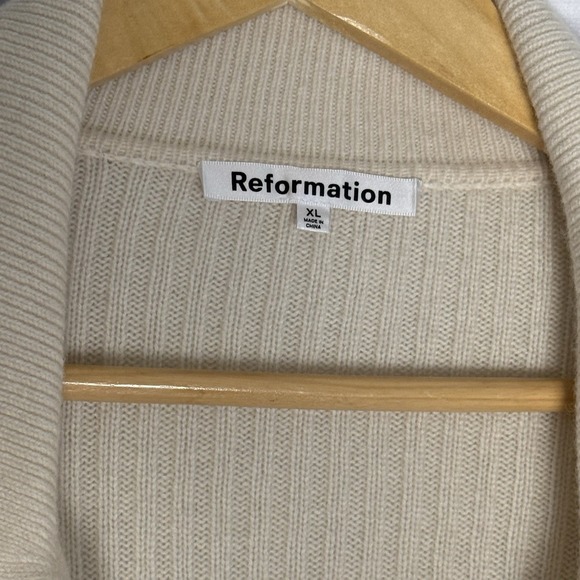 Reformation NWT Women's XL Fantino Cashmere Oversized Sweater In Color Gossamer - Picture 2 of 11